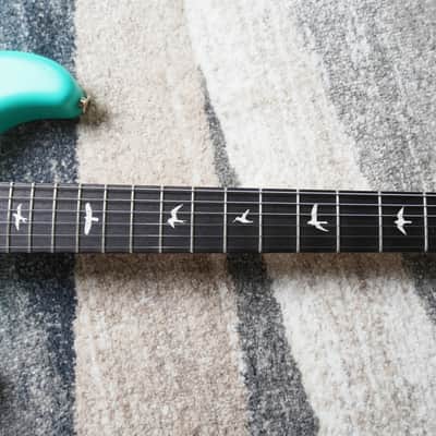 *NEW IN BOX* 2026 PRS Silver Sky Limited Edition Wild Blue USA John Mayer Matching Headstock image 5