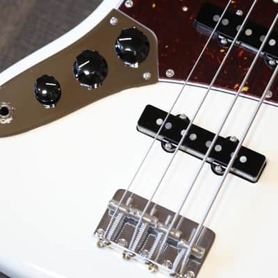 Lefty! Fender American Vintage II 1966 Reissue Left-Handed Jazz Bass Olympic White + COA OHSC image 7