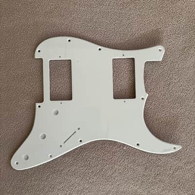 Stratocaster HH Parchment Pickguard 1 ply image 2