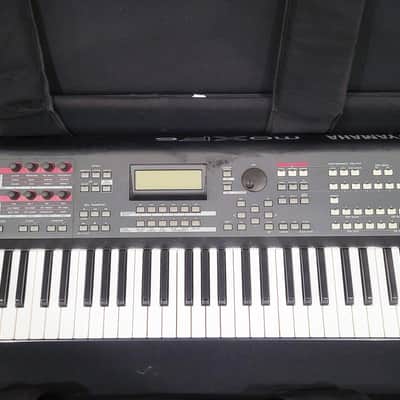 Yamaha MOXf6 mid 2000's - Dark gray image 3
