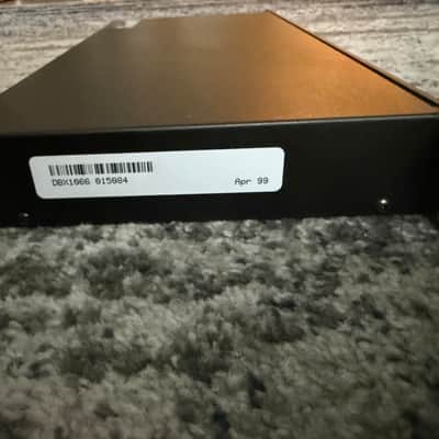 dbx 1066 Dual-Channel Compressor / Limiter / Gate 2010s - Black image 7