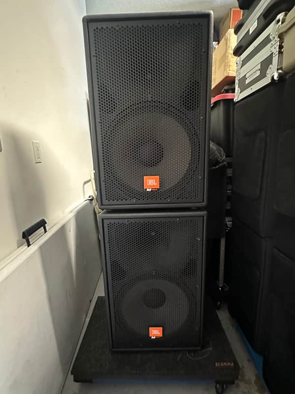 Pair of JBL MPro 415 Speakers with/Tuki Padded Covers image 1