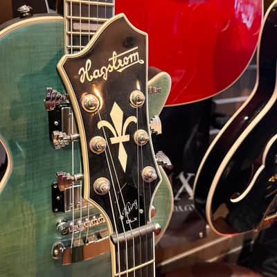 Hagstrom TREVIDLX-BLK Tremar Viking Deluxe Semi-Hollow with Tremolo - Limited Edition Emerald Green image 3