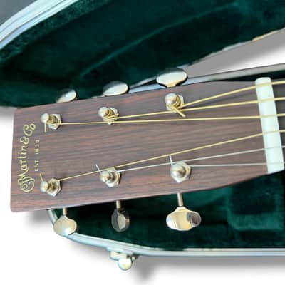 Martin Standard Series D-28 Left-Handed 2018 image 11