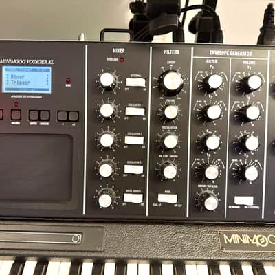 Moog Minimoog Voyager XL 61-Key Monophonic Synthesizer 2010 - Black with Wood Cabinet image 2