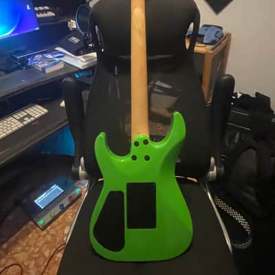 Jackson Pro Series DK2 Dinky 2019 - Present - Slime Green image 2