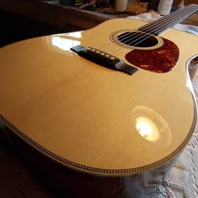 Hooper D28 Varnish - Adirondack & Bolivian - pre-war Martin replica image 3