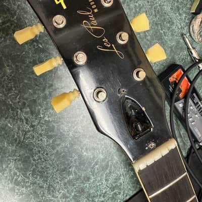 1952 Gibson Les Paul Standard - 1959-1960 Factory Appointments 5-latch Lifton Case Burst image 16