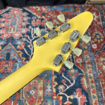 Gibson Flying V '67 Vintage Reissue Classic White - 1999 image 19