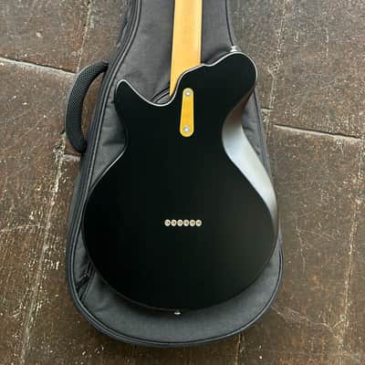 Eastman Fullertone SC'52 2025 - Present - Moss Black image 9