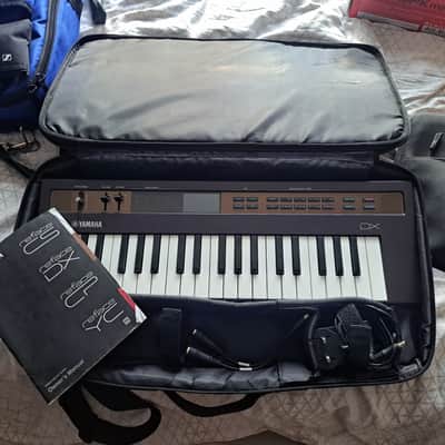 Buy used Yamaha Reface DX Mini Mobile Keyboard 2015 - Present - Black