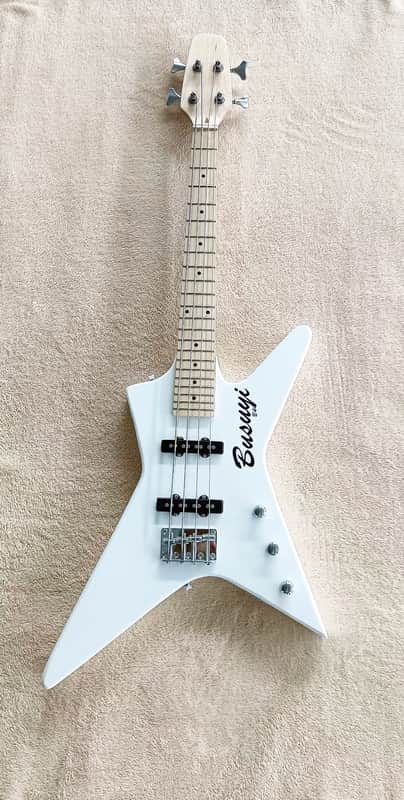 4 Strings Short Scale Bolt On Bass Busuyi Guitar 2023. image 1