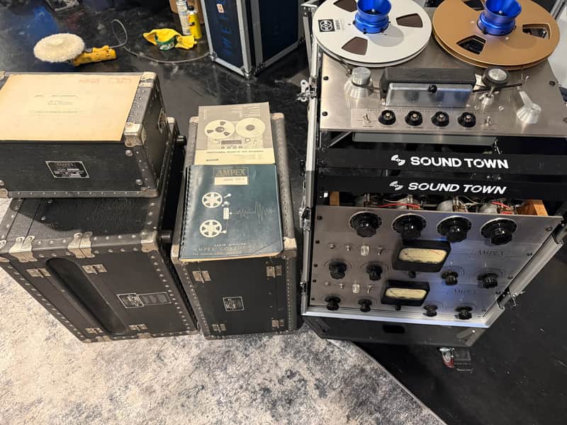 Perfect Ampex 350-2 tape machine 1953 all matching serial numbers Museum Quality image 1