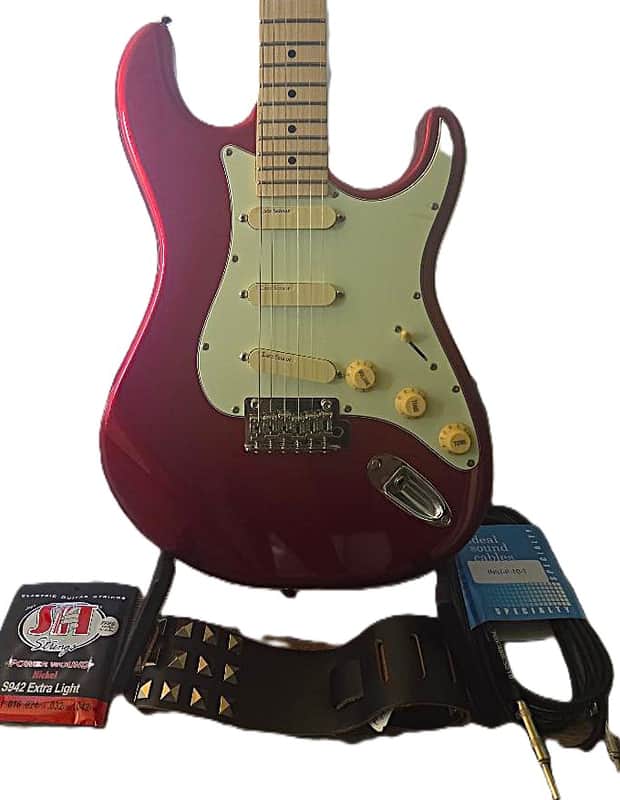 Tagima T-635 "S" Style w/Lace Sensor Pickups Includes Gtr Stand, Strap, Cable And Xtra Strings! image 1
