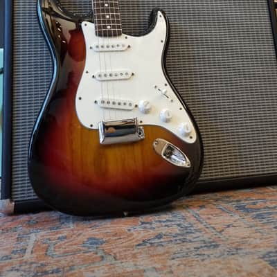Fender American Vintage '70s Stratocaster 3 tone sunburst Rosewood Fretboard 2005 (Video attached) image 2