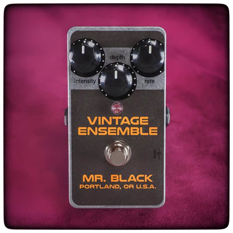 Mr. Black Vintage Ensemble