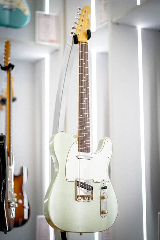 Iconic Guitars Tamarack Vintage - Sage Mist Metallic