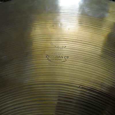 18" Vintage Trans Stamp Avedis Zildjian Cymbal 1635g sizzle holes image 3