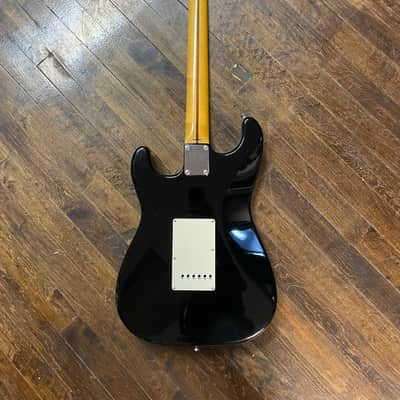 1997-2000 Fender ST-57 Stratocaster 1957 Reissue Electric Guitar CIJ image 2