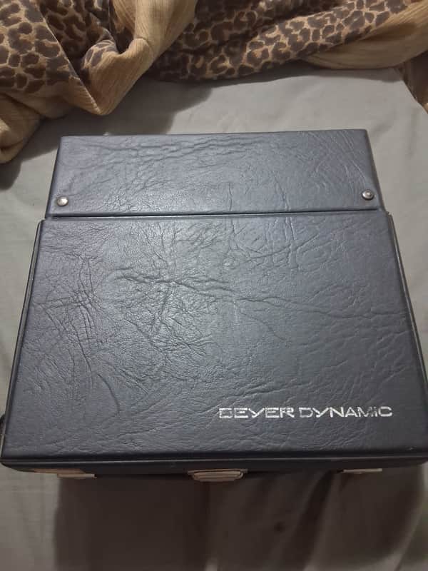 Beyerdynamic DT 480 200 ohm 1980 - Black gloss Bild 1