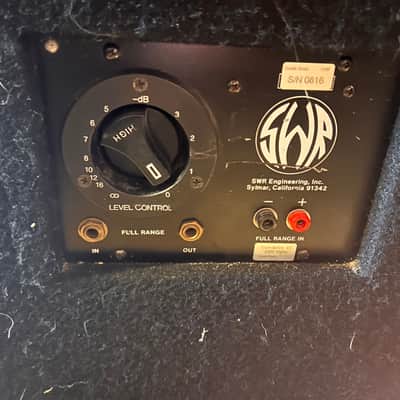 SWR Goliath SR 6 x 10 Bass Amplifier Cabinet image 5