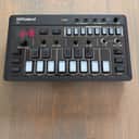 Roland J-6 AIRA Compact Chord Synthesizer 2022 - Present - Black