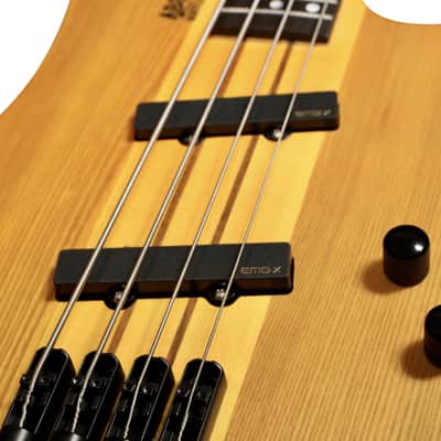 BootLegger Guitar Absinthe Long Scale Headless EMG Active 4 String 2026 - Clear Honey Matte image 9