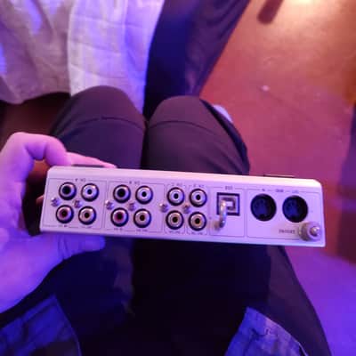 Native Instruments AUDIO 8 DJ Black Interface Audio image 3