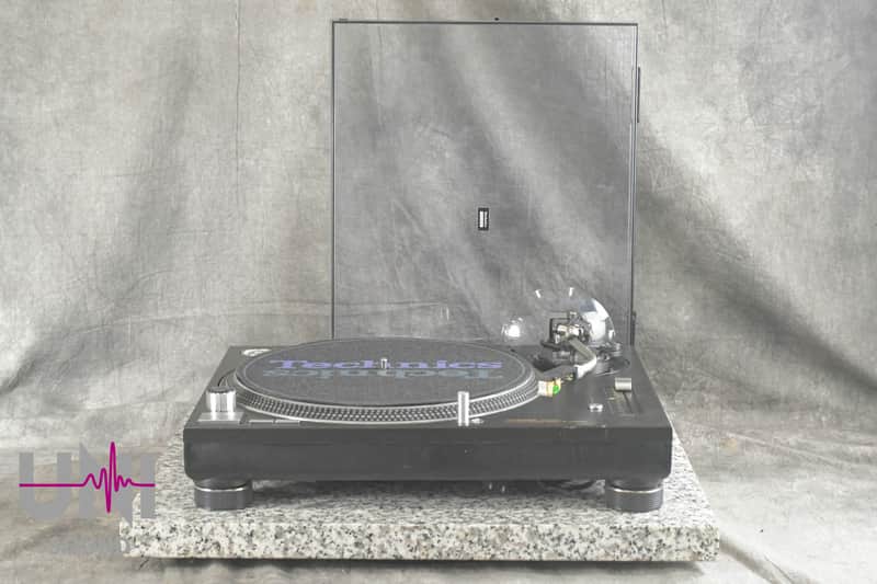 Technics SL-1200MK6 Black Direct Drive DJ Turntable in Good Condition. image 1