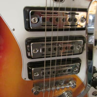 TEISCO DEL RAY ET-310 STRAT STYLE ELECTRIC GUITAR image 6