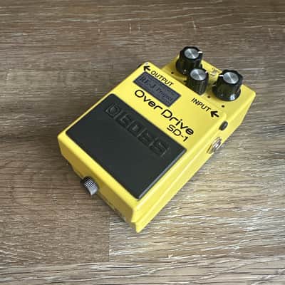 Boss SD-1 Super Overdrive with Analogman Silver Mod RE-J project 2010s - Yellow image 3