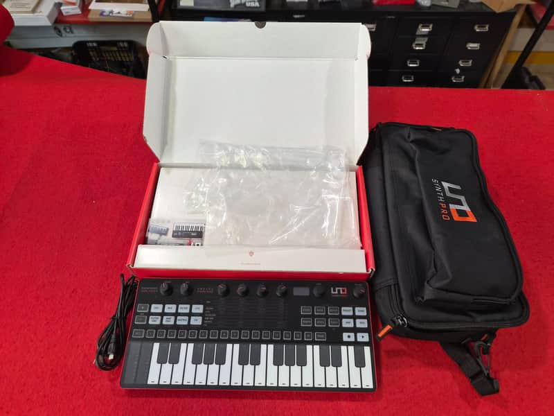 IK Multimedia UNO Synth Pro Desktop 32-Key Analog Synthesizer 2021 - Black with White Keys image 1