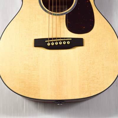 Martin 000C JR-E - Natural image 3