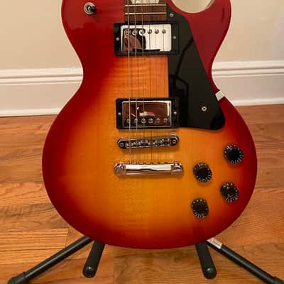 Gibson Les Paul Studio Plus 2021 -  AA MAPLE TOP Cherry heritage sunburst image 2