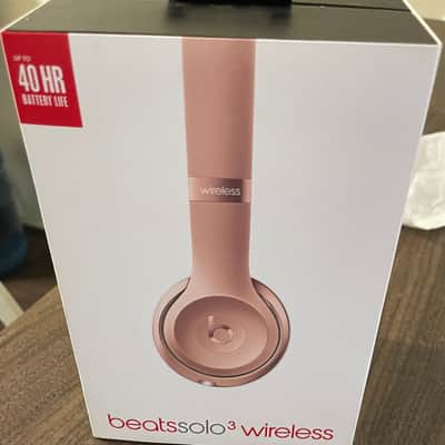 Beats By Dre Solo 3 Wireless rose Headphones image 2