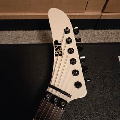 ESP Custom Shop George Lynch Signature Vintage White Japan 2022 w