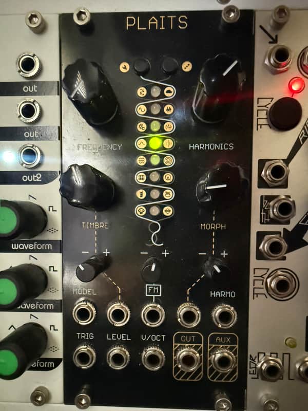 Momo modular Plaits clone 2021 - Black image 1
