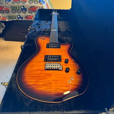 Godin LGXT 2026 - AA Flamed Maple - MINT image 1