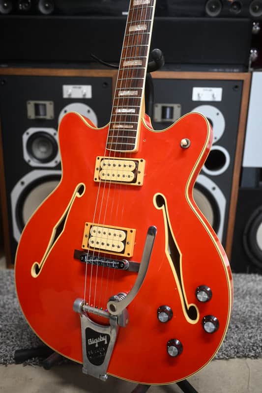 Fender Coronado II with Rosewood Fretboard 1966 - 1972 - Candy Apple Red