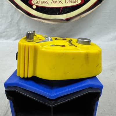 Danelectro DJ-05 dj05 Tuna Melt Tremolo Pedal - broken pot stem/missing knob image 7
