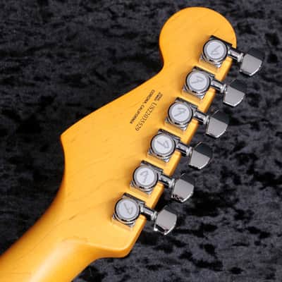 FENDER USA American Ultra Stratocaster HSS MF Texas Tea [US22035529] (08/07) image 10