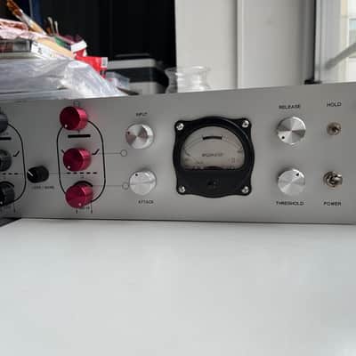 Vari-mu compressor and tube EQ in single 3U rack custom image 4