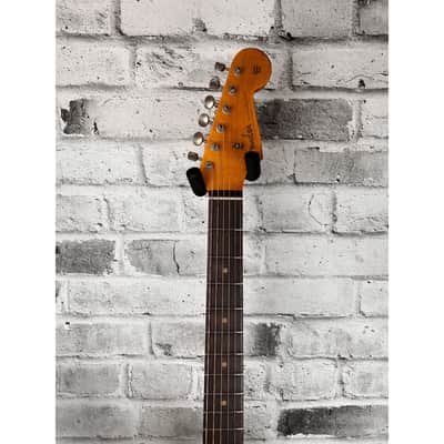 Fender Custom Shop 1960 Stratocaster Heavy Relic, Rosewood Fingerboard, Aged Olympic White over 3-Color Sunburst image 5