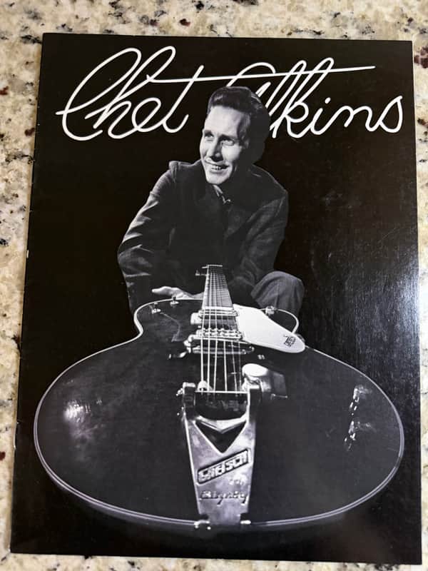 Gretsch Chet Atkins Catalog 2007 6120 6119 6122 country gentlemen Tennessean 6121 Tennessee Rose image 1