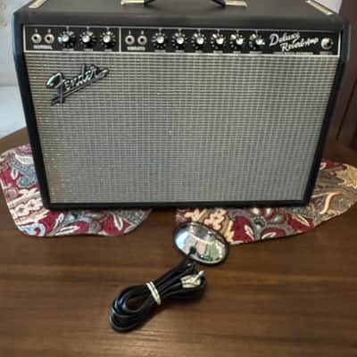 Fender '65 Deluxe Reverb Reissue 22-Watt 1x12" Guitar Combo 1994 - Present - Black image 2