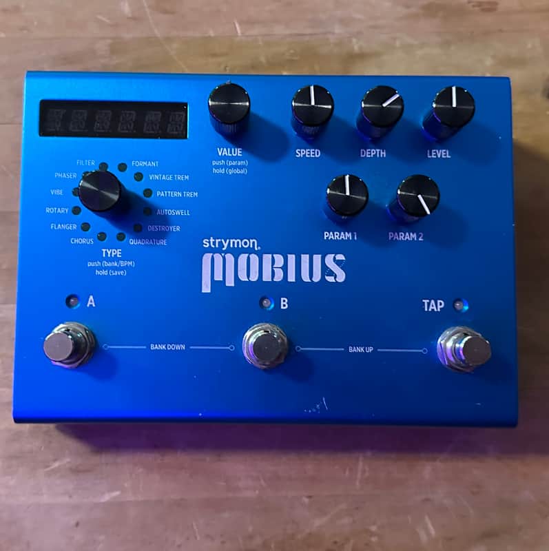 Strymon Mobius 2012 - Present - Blue image 1