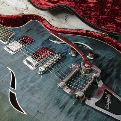 Taylor - T3 Semi-Hollow Body Electric Guitar w/Bigsby, Pacific Blue - w/OHSC - x1800 - USED image 12