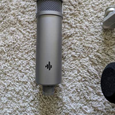 Mixed Lot of 3 cheap microphones image 2