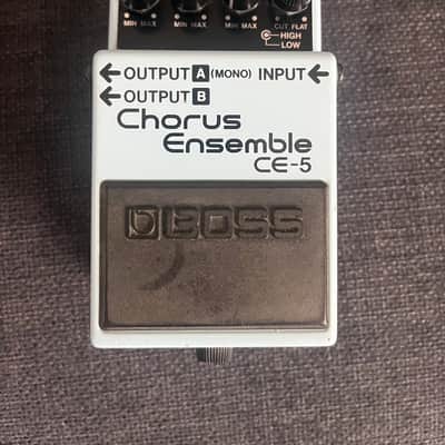 Boss CE-5 Chorus Ensemble (Blue or Pink Label) | Reverb