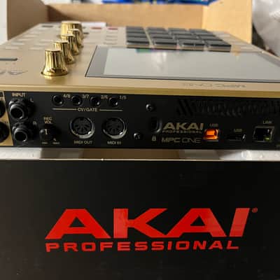 Akai MPC One Standalone MIDI Sequencer Gold Edition 2020 - Present - Gold image 4